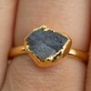 Geboortesteen Ring Ruwe Tanzaniet December – 925 Zilver Verguld - Afbeelding 2